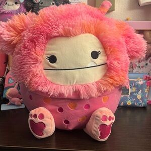 Caprinne 12” V-day Bigfoot Baba Squish Plush